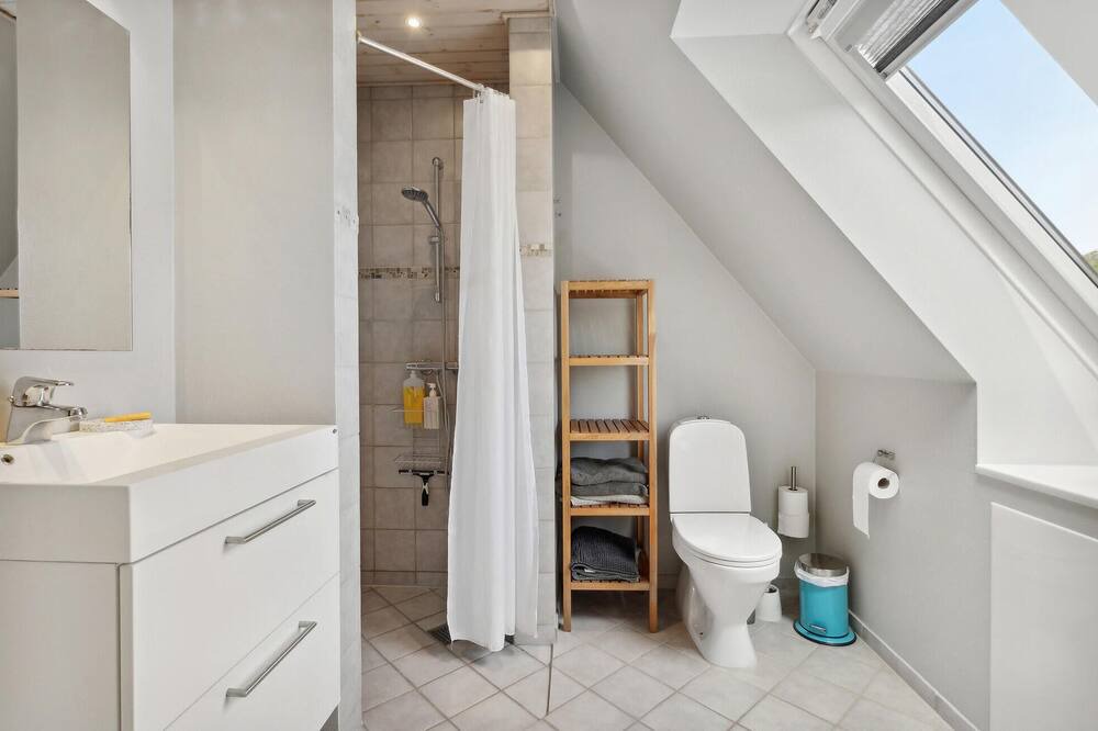 Photo of Bathroom in Koge