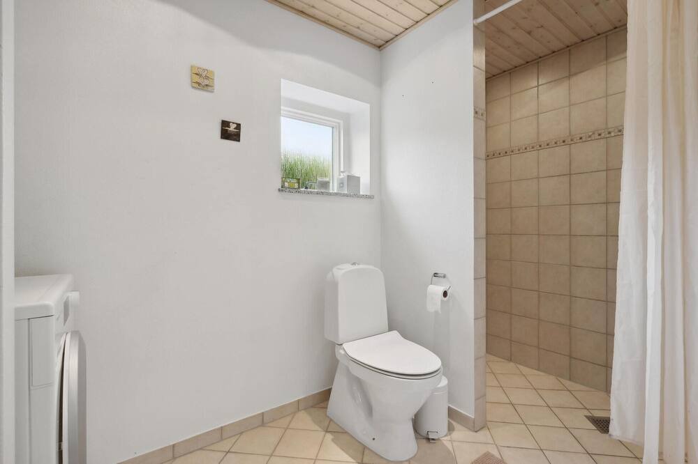 Photo of Bathroom in Koge