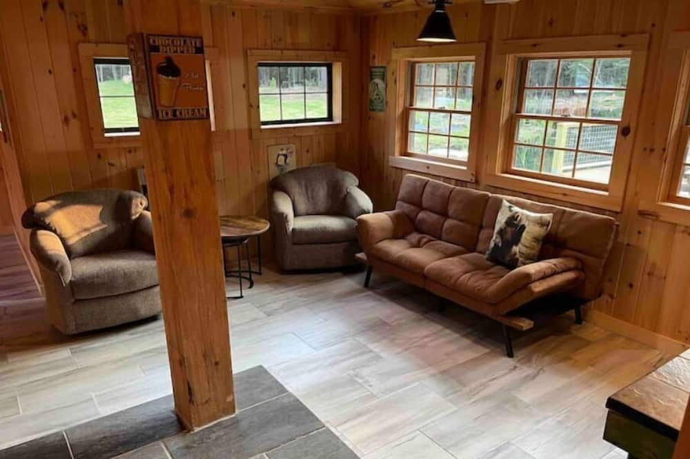 Photo of Livingroom in Jefferson