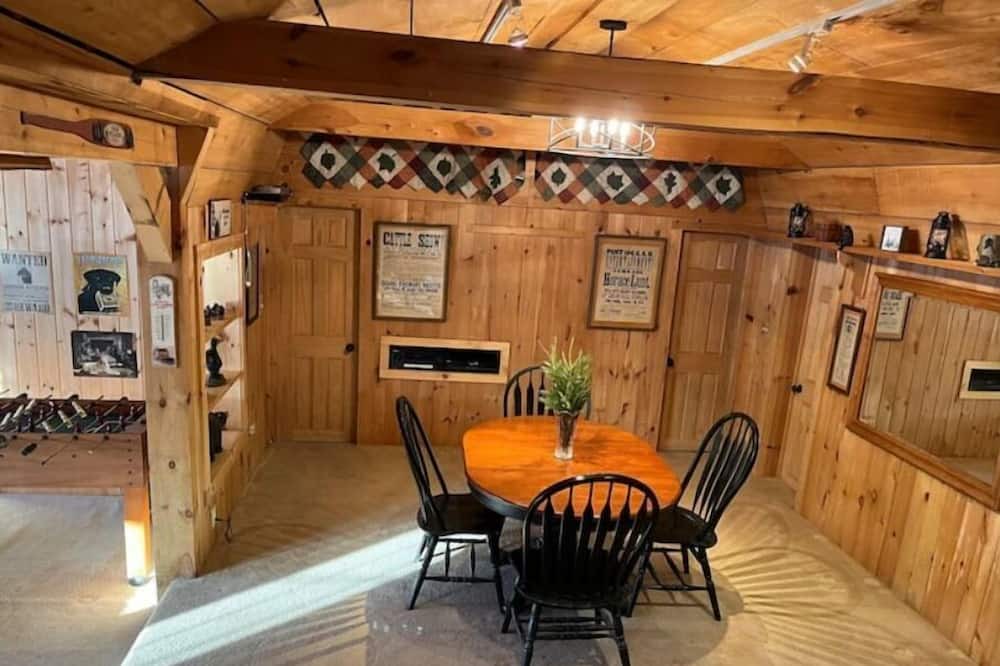 Photo of Others in Jefferson