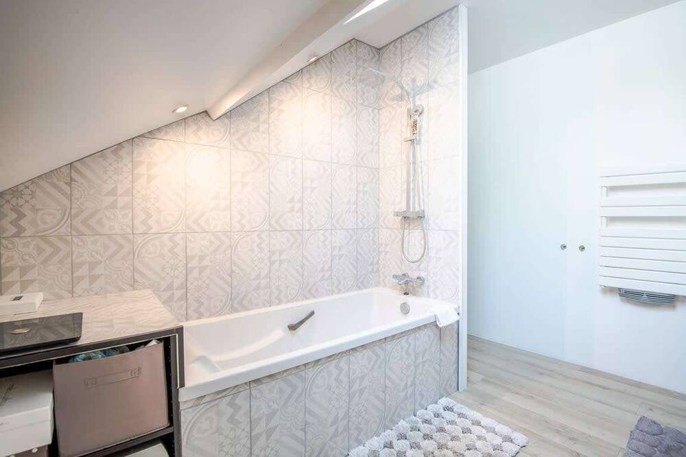 Photo of Bathroom in Courcay
