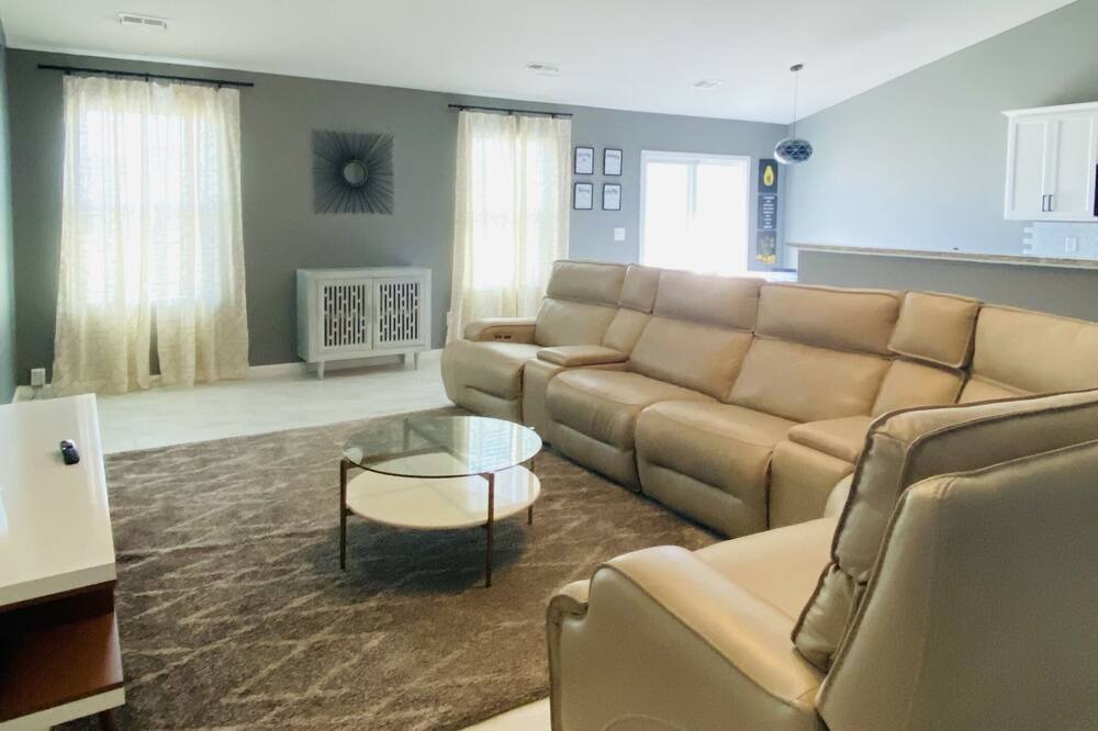 Photo of Livingroom in Zebulon