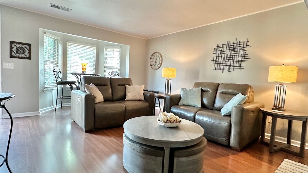 Photo of Livingroom in Hendersonville