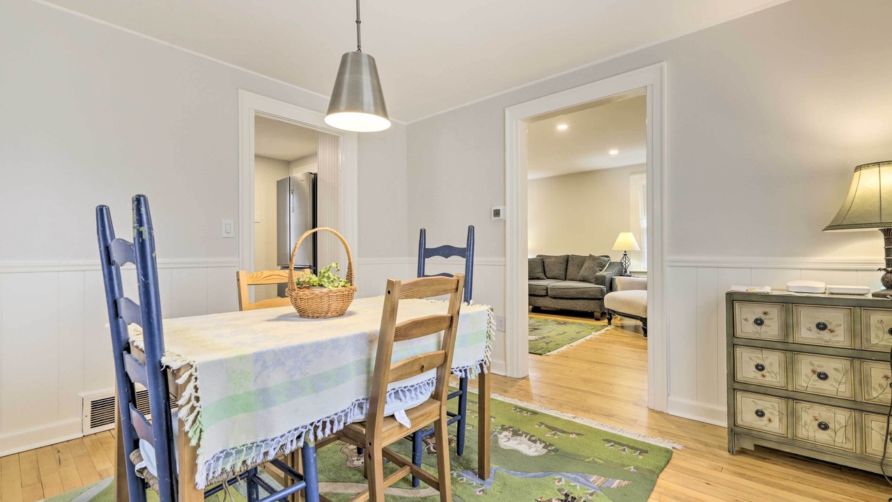 Photo of Others in New Haven