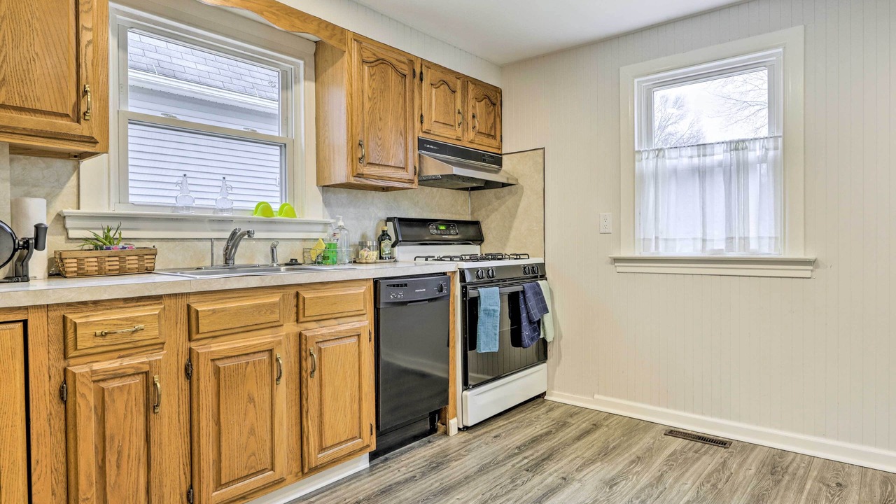 Photo of Others in New Haven