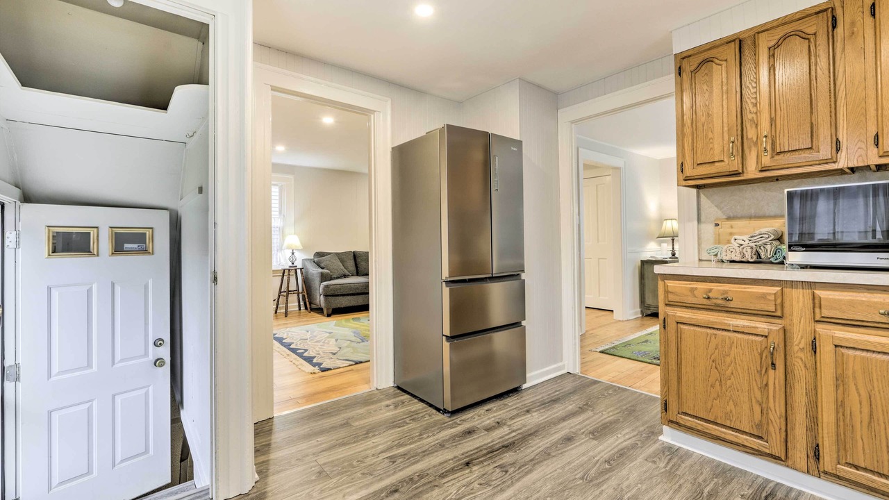 Photo of Others in New Haven