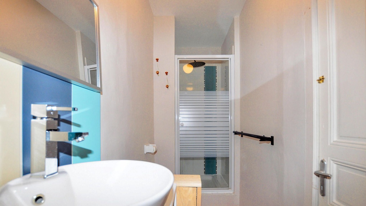 Photo of Bathroom in Tautavel