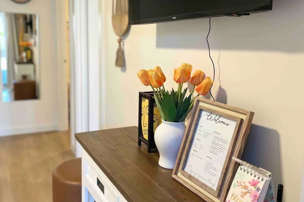 Photo of Bedroom in Bellevue Heights