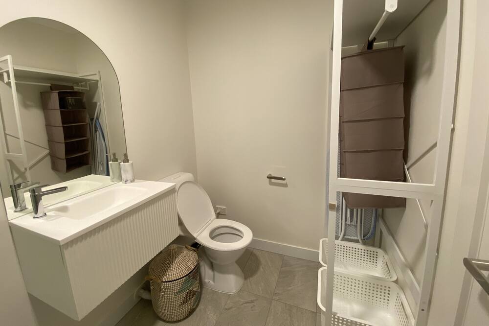 Photo of Bathroom in Bellevue Heights