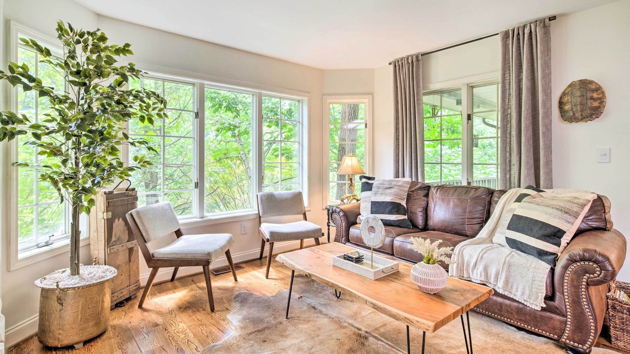 Photo of Others in Chimney Rock
