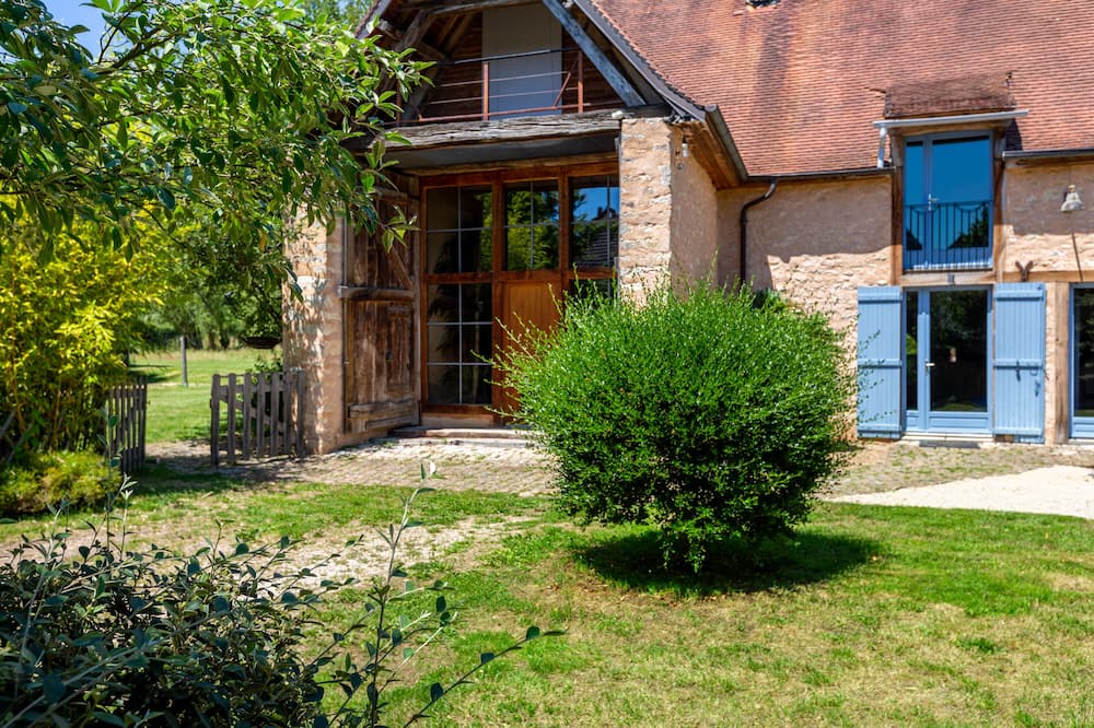 Photo of Outdoor in Lignieres