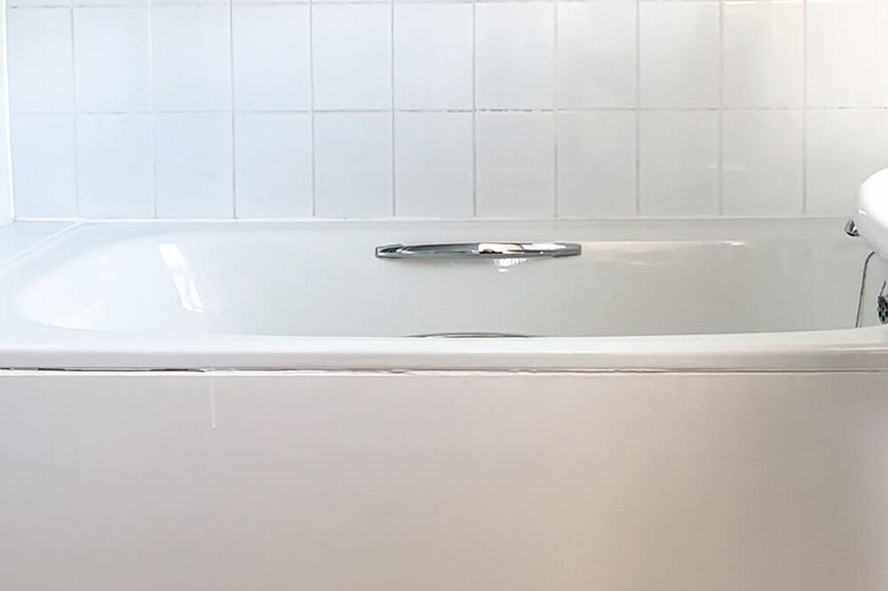 Photo of Bathroom in Tickenham