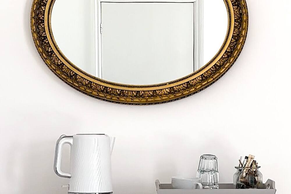 Photo of Bedroom in Tickenham