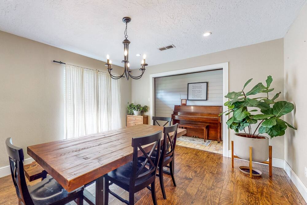 Photo of Others in Tomball