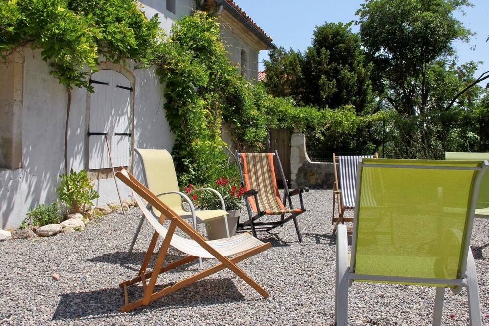 Photo of Outdoor in Serignac