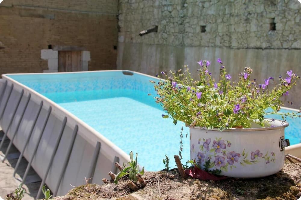 Photo of Outdoor in Serignac