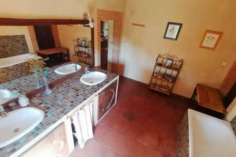 Photo of Kitchen in Castelsarrasin