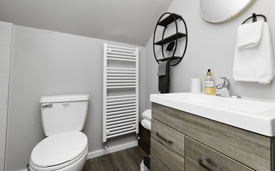 Photo of Bathroom in Monetville