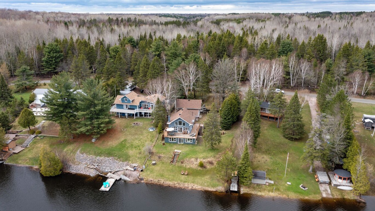 Photo of Outdoor in Monetville