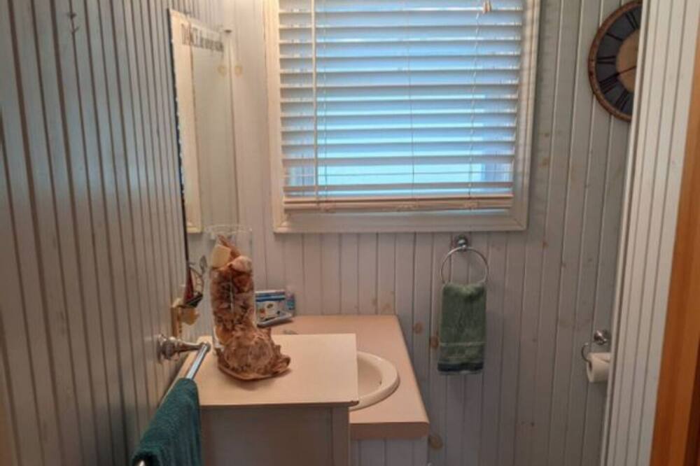 Photo of Bathroom in Point Abino