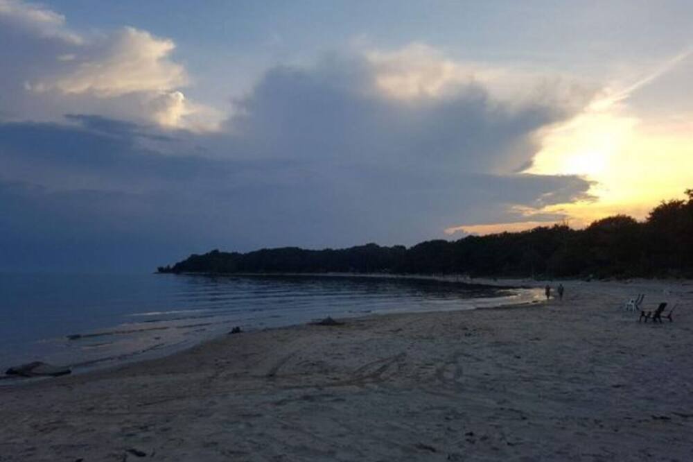 Photo of Others in Point Abino