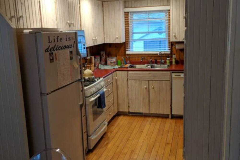 Photo of Kitchen in Point Abino