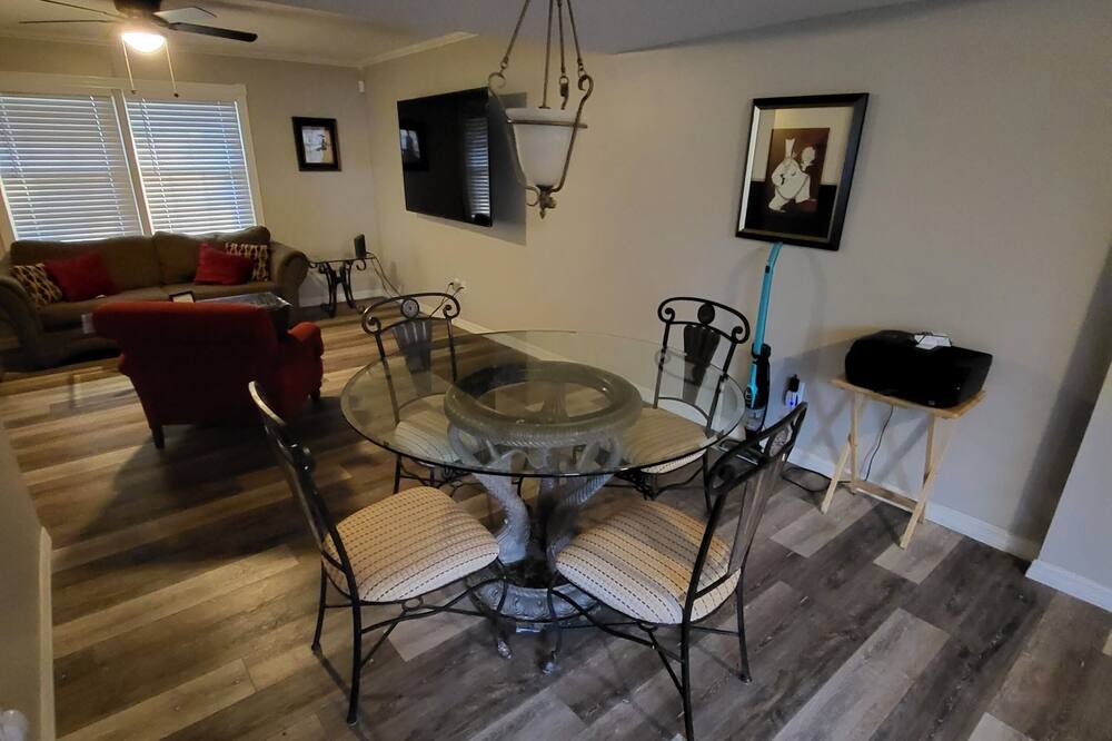 Photo of Bedroom in Southpoint