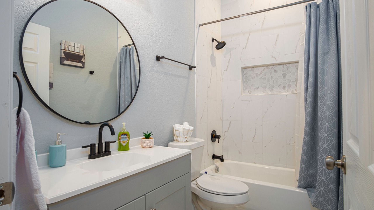 Photo of Bathroom in Nevada Street