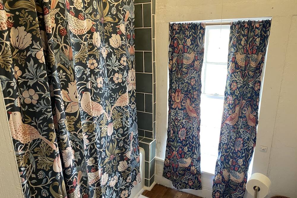 Photo of Bathroom in Brackettville