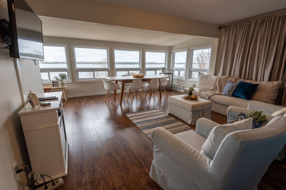 Photo of Livingroom in Dunsford