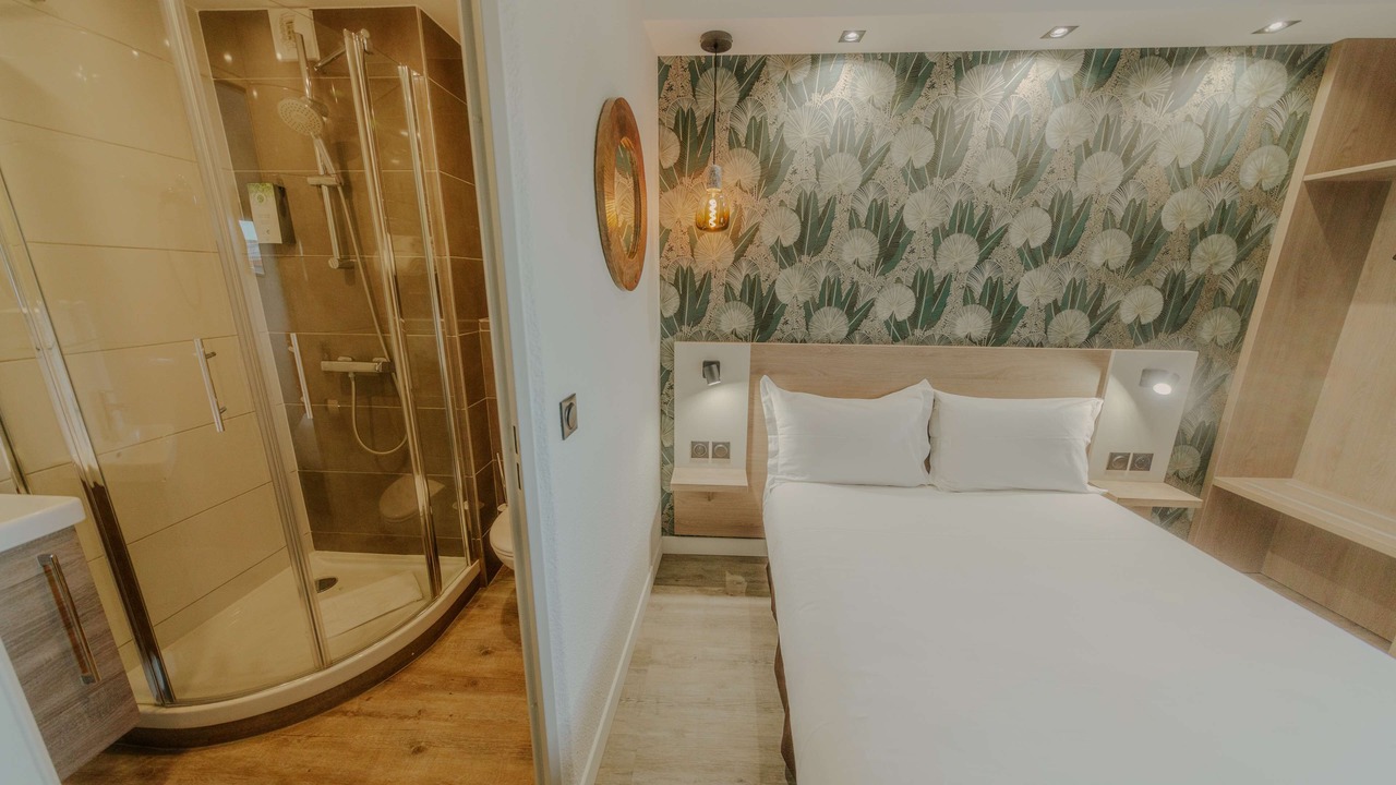 Photo of Others in Saran