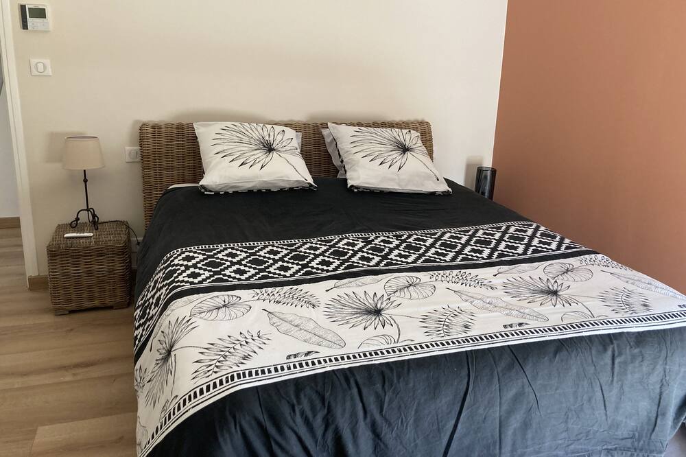 Photo of Bedroom in Elne