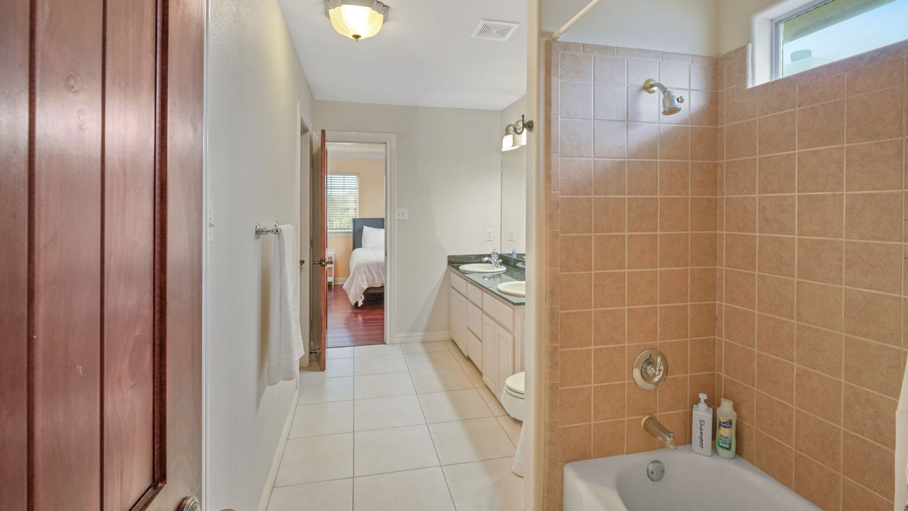 Photo of Bathroom in South Side