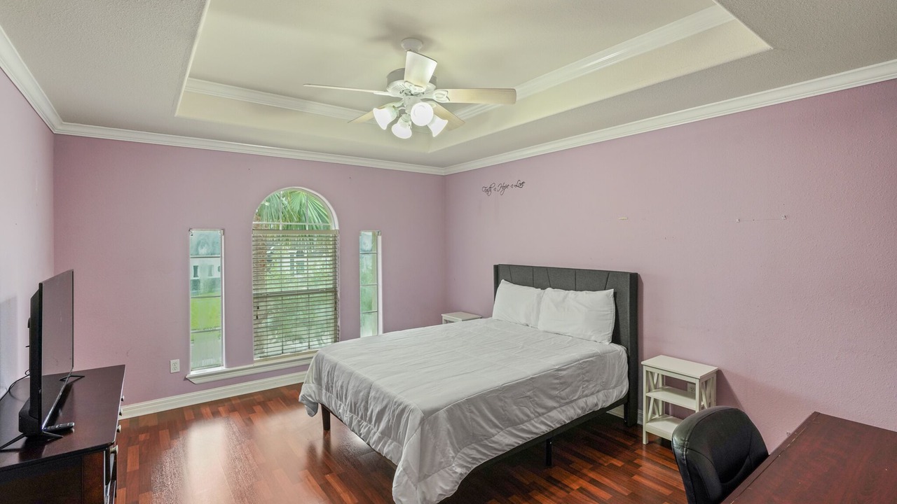Photo of Bedroom in South Side