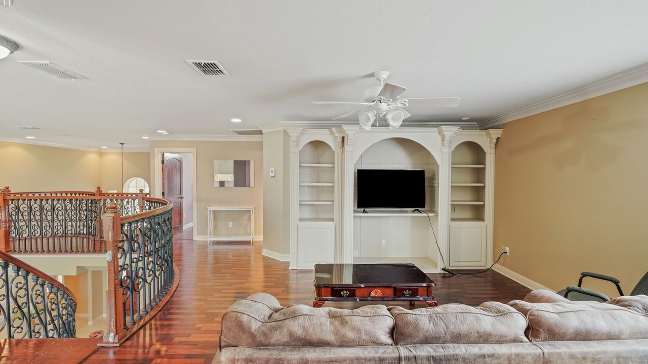 Photo of Livingroom in South Side