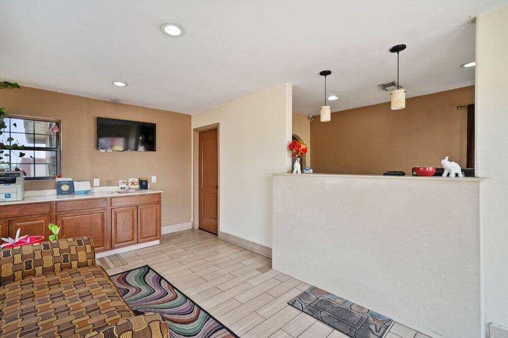 Photo of Others in Beeville