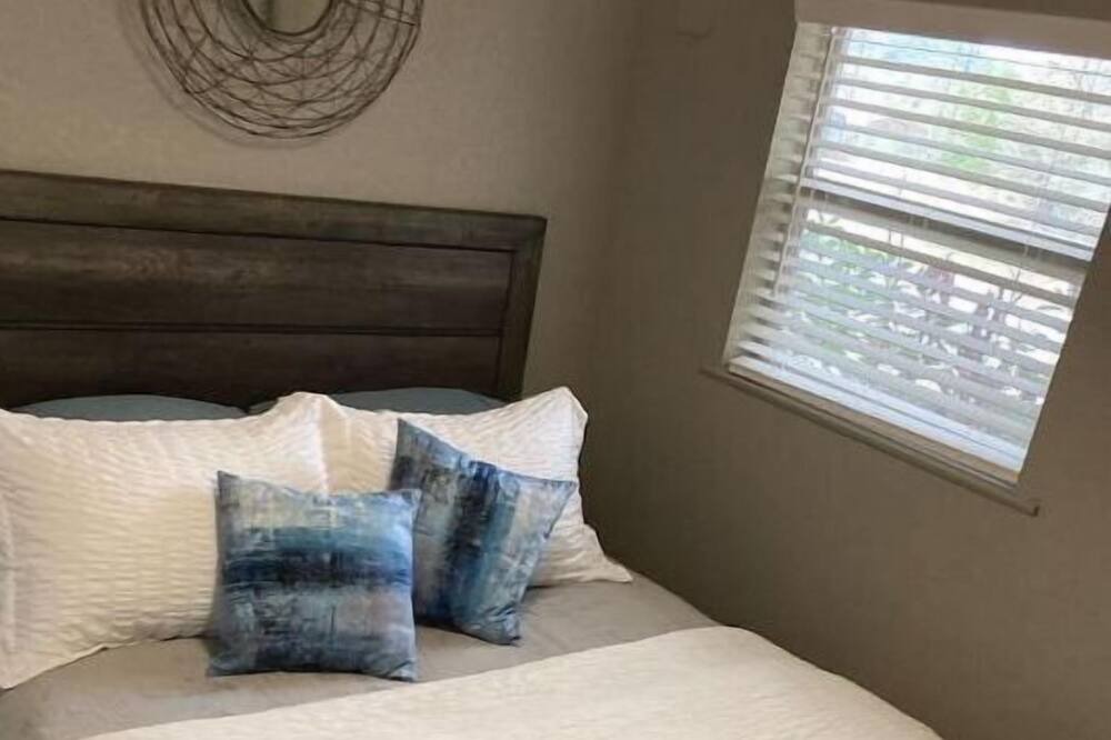 Photo of Bedroom in Burnet