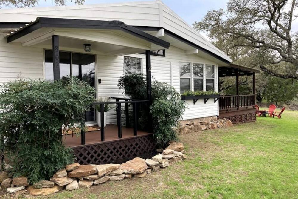 Photo of Outdoor in Burnet
