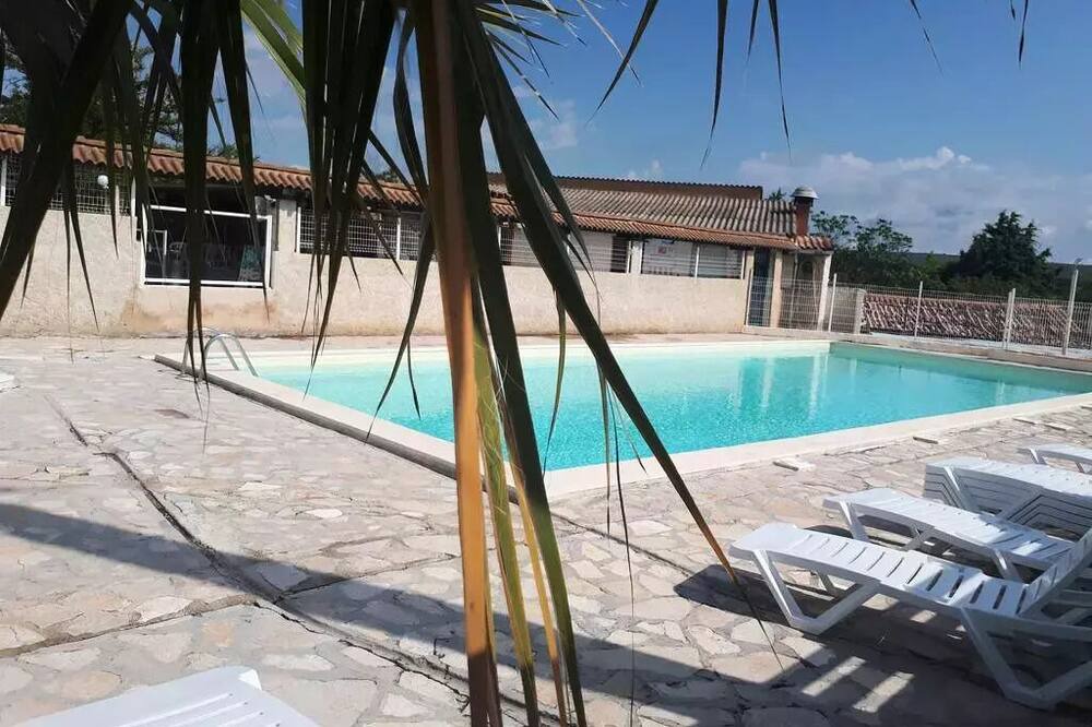 Photo of Outdoor in Villeveyrac