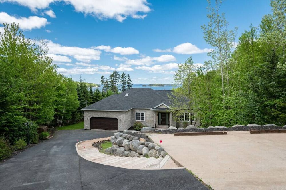 Photo of Others in Masons Point