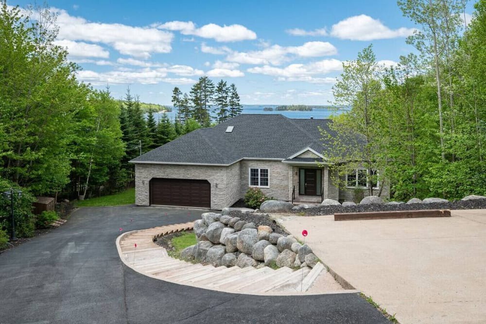 Photo of Others in Masons Point