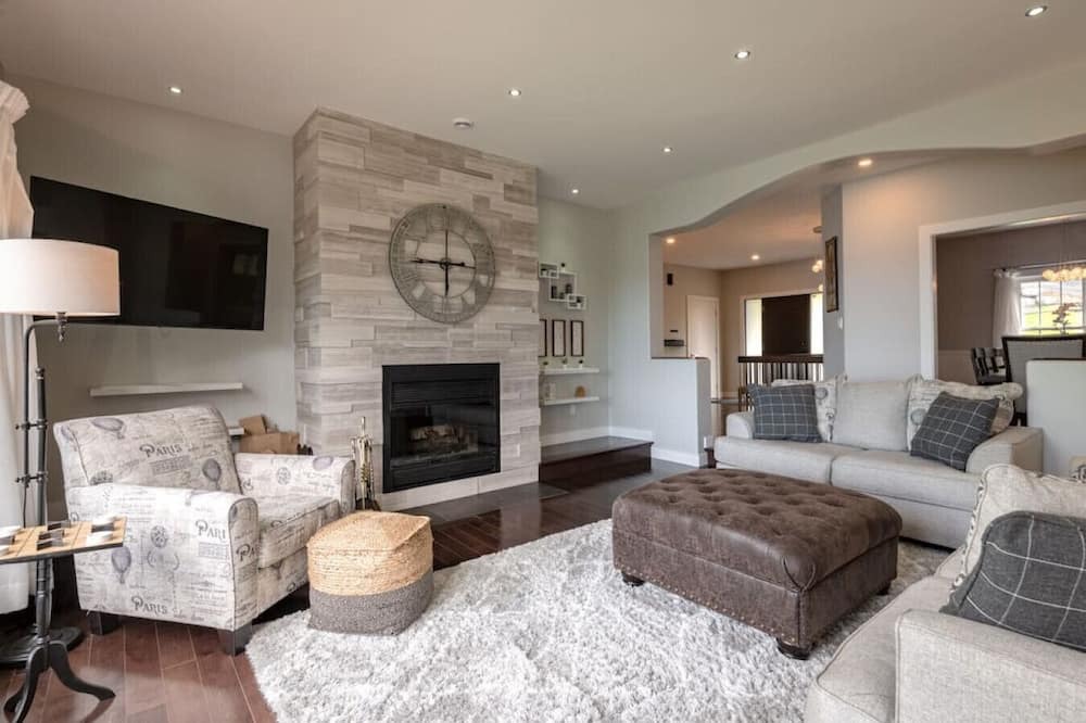 Photo of Others in Masons Point