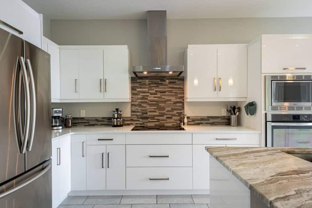 Photo of Others in Masons Point