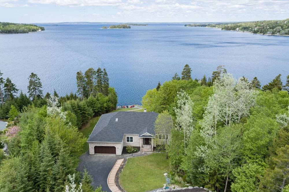 Photo of Others in Masons Point