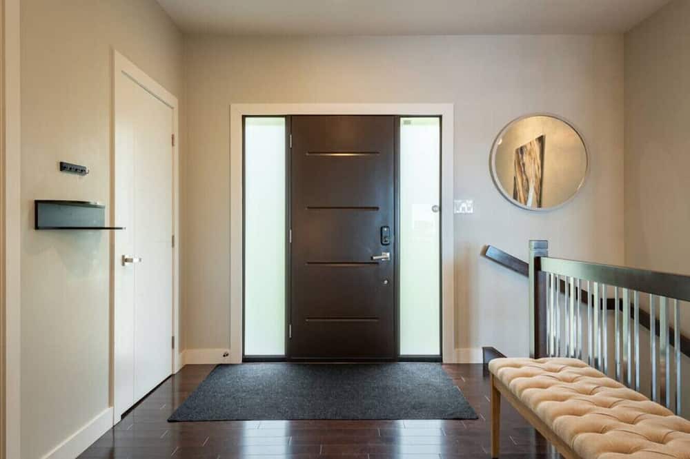 Photo of Others in Masons Point