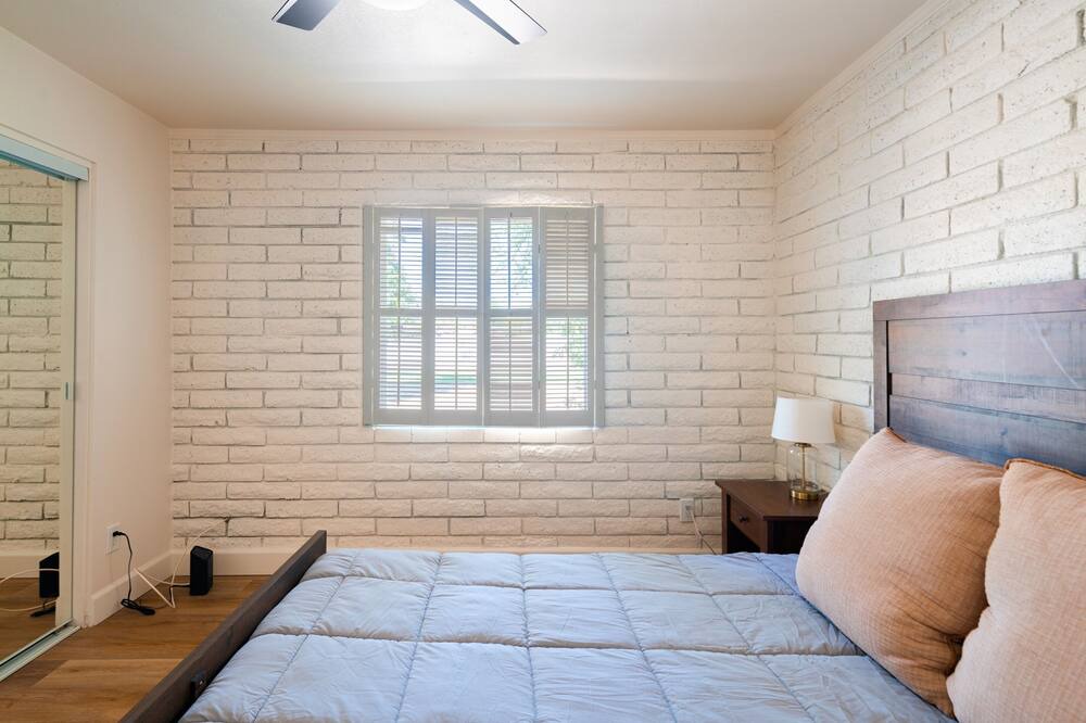Photo of Bedroom in Shea North Estates