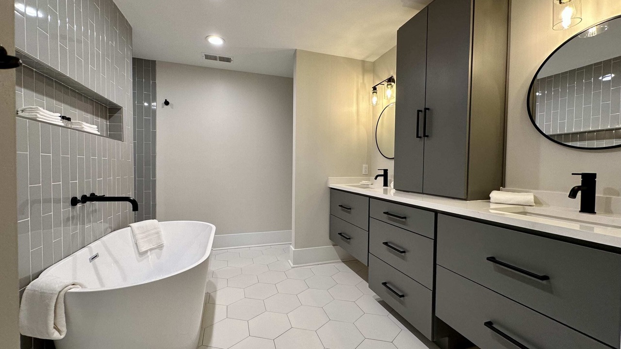 Photo of Bathroom in New Pathways