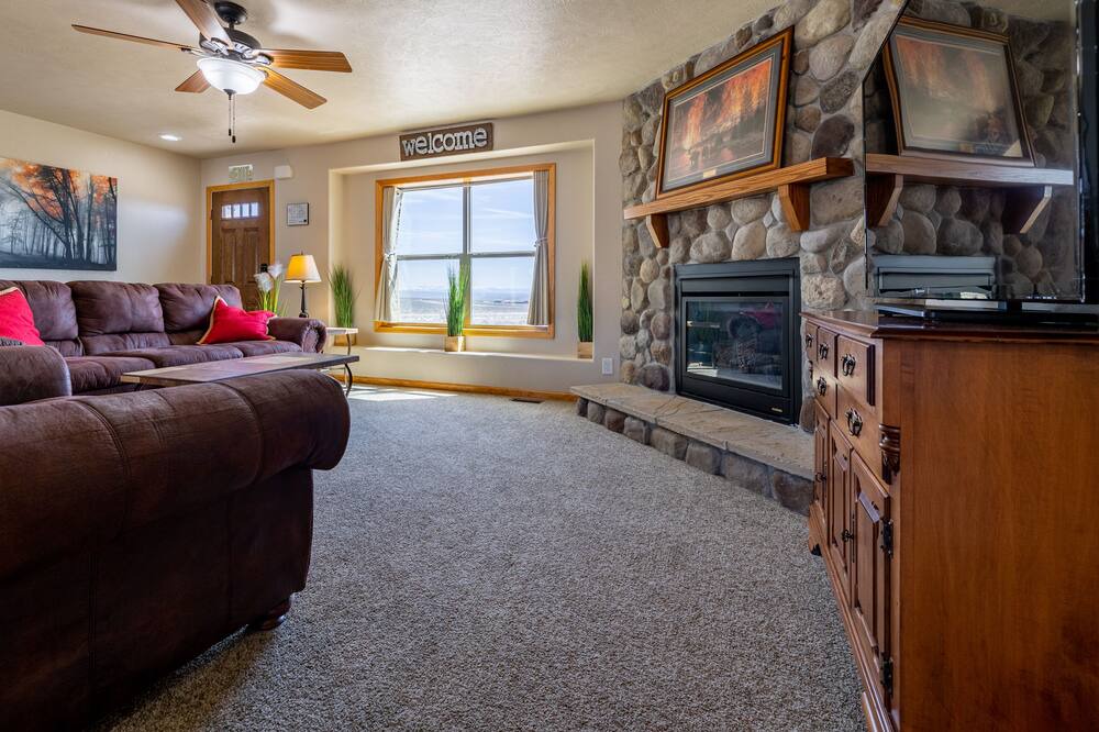 Photo of Livingroom in Clark