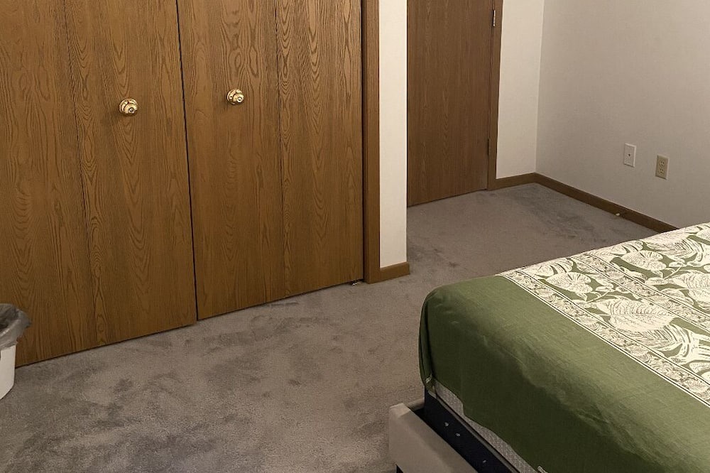 Photo of Bedroom in Clare