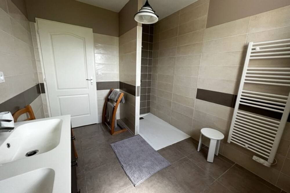 Photo of Bathroom in Beynat